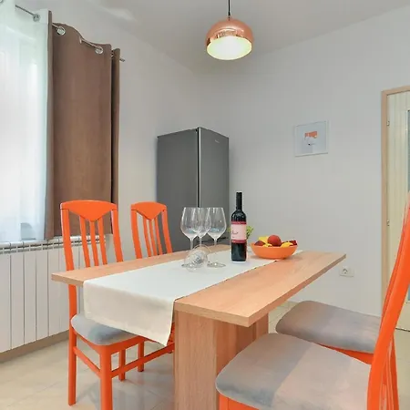 Fuer 5 Personen Ca 80 Qm In Pula, Istrien Istrische Riviera Apartament